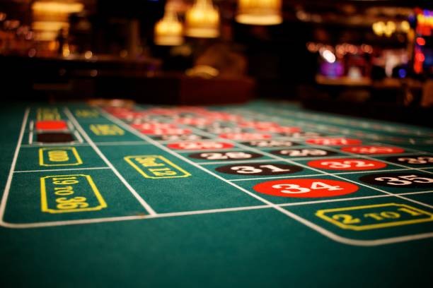 Mobile phone displaying live roulette table with multi-camera feed